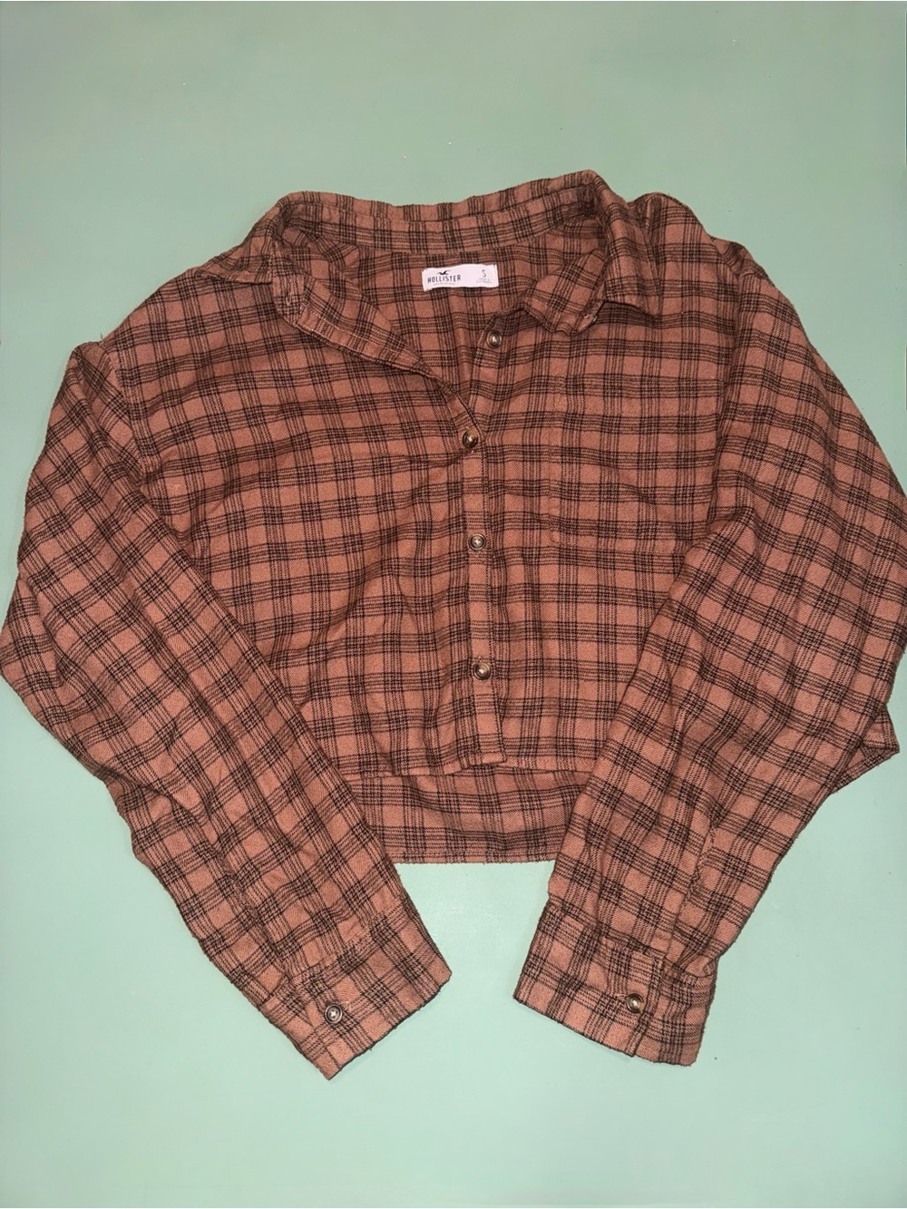 Hollister‎ Rust Plaid Cropped Button-Up Shirt
